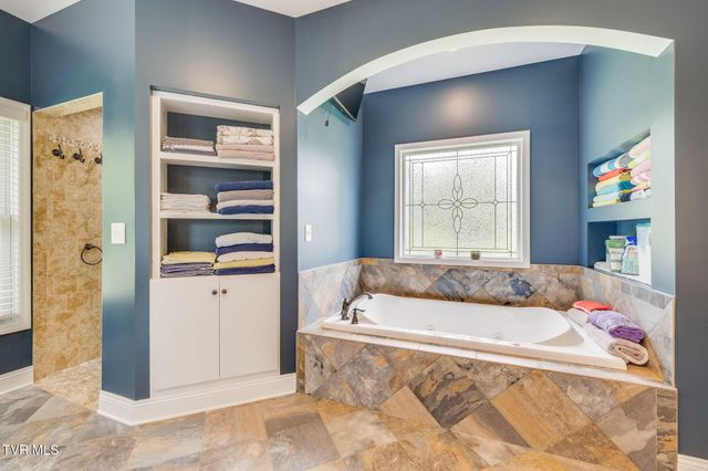 1570 Carl Doty Road, Afton, TN 37616