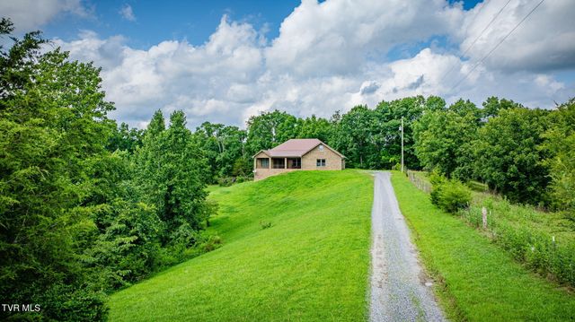 1570 Carl Doty Road, Afton, TN 37616