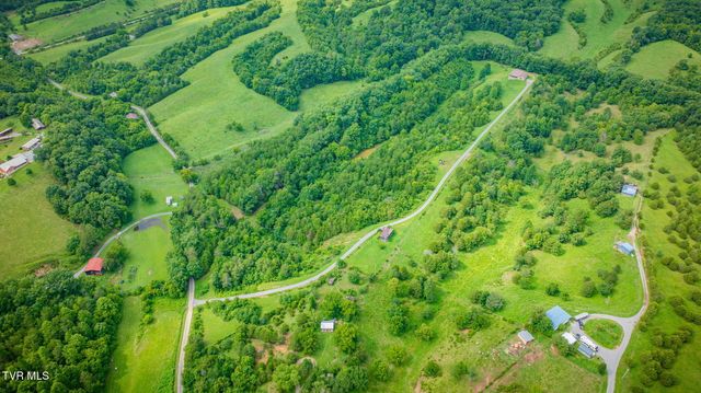 1570 Carl Doty Road, Afton, TN 37616
