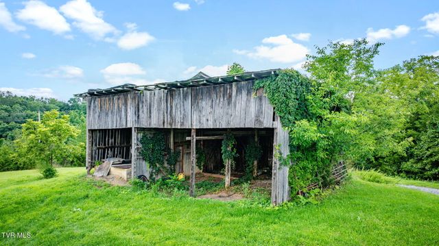 1570 Carl Doty Road, Afton, TN 37616