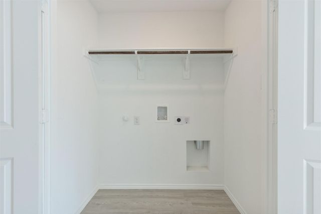 1411 Running Mare Way, Crandall, TX 75114