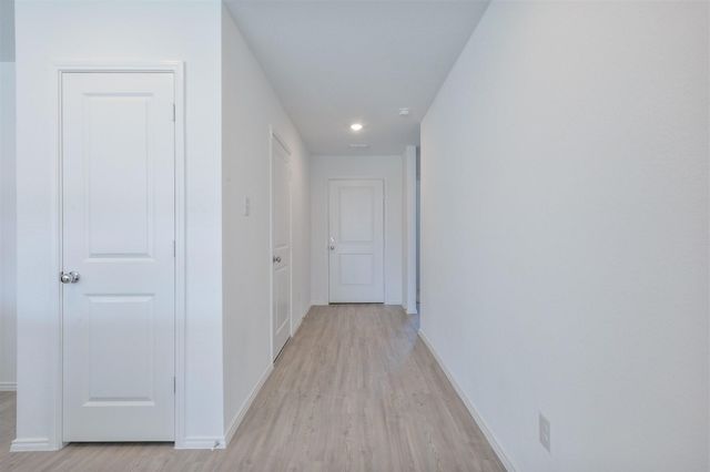 1411 Running Mare Way, Crandall, TX 75114