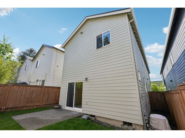 7249 Sw SPRUCE St, Portland, OR 97223