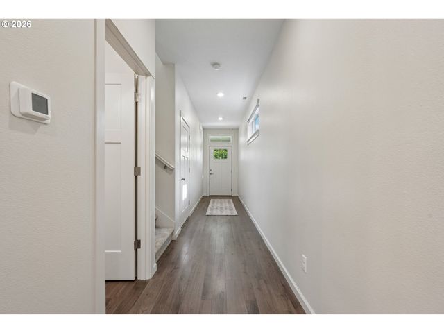 7249 Sw SPRUCE St, Portland, OR 97223