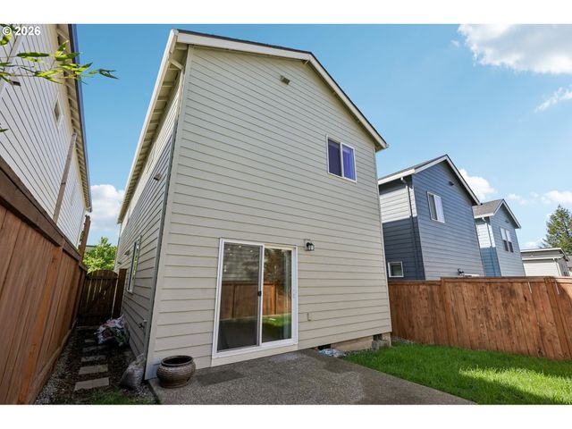 7249 Sw SPRUCE St, Portland, OR 97223