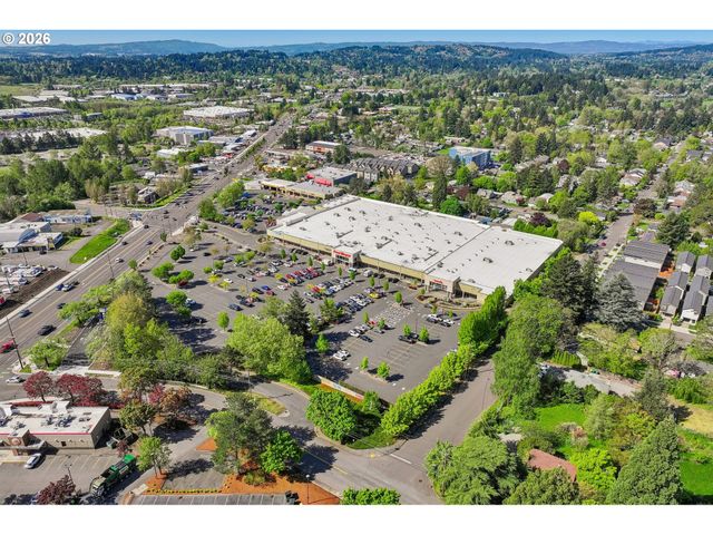 7249 Sw SPRUCE St, Portland, OR 97223