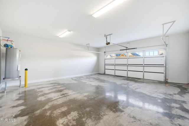 3066 Sawgrass Drive, Jonesborough, TN 37659