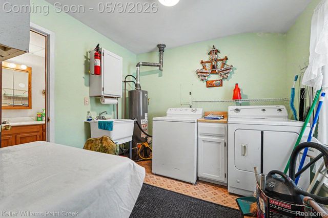 37934 Mast Court, Harrison Charter Township, MI 48045