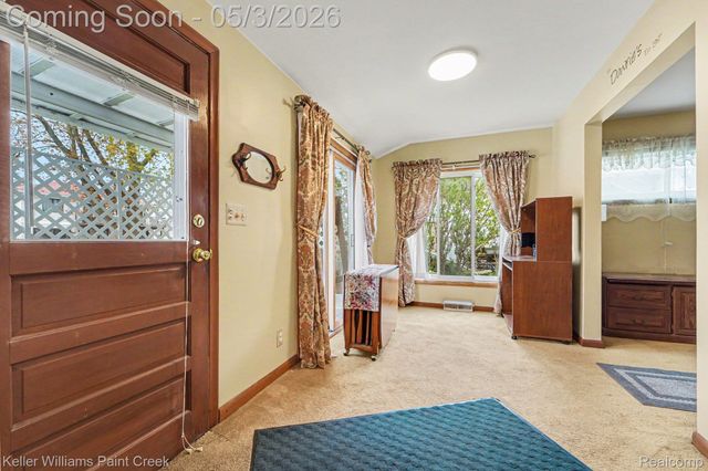 37934 Mast Court, Harrison Charter Township, MI 48045
