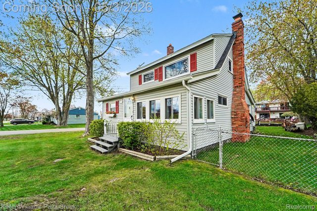 37934 Mast Court, Harrison Charter Township, MI 48045