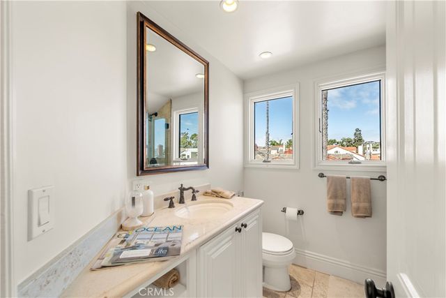 438.5 Dahlia, Corona Del Mar, CA 92625