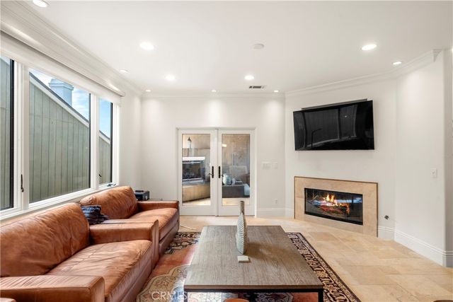 438.5 Dahlia, Corona Del Mar, CA 92625