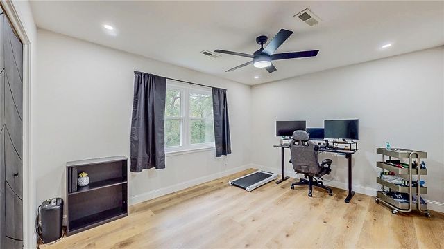 735 Brush Creek Road, Tontitown, AR 72762