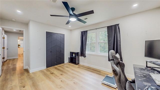 735 Brush Creek Road, Tontitown, AR 72762