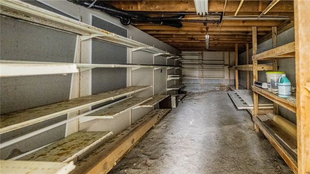 735 Brush Creek Road, Tontitown, AR 72762