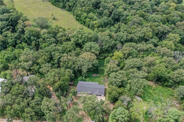 735 Brush Creek Road, Tontitown, AR 72762