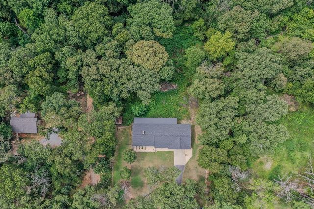 735 Brush Creek Road, Tontitown, AR 72762