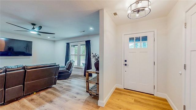 735 Brush Creek Road, Tontitown, AR 72762