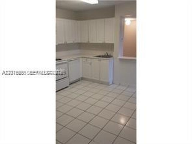 5100 SW 41st Street 322, Pembroke Park, FL 33023