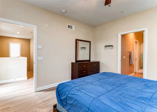 15220 Cambridge, Tustin, CA 92782