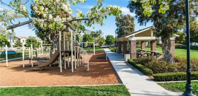 15220 Cambridge, Tustin, CA 92782