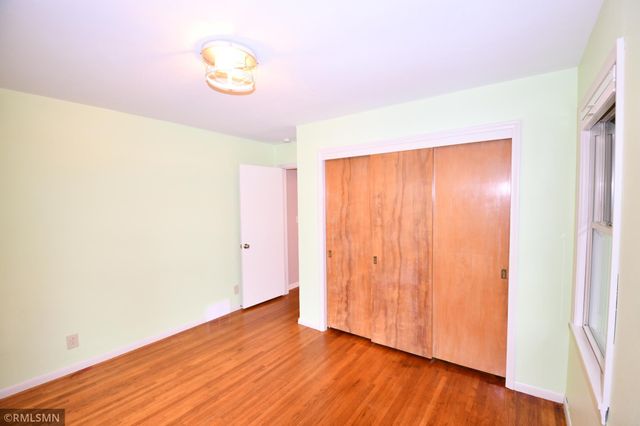 930 Laurel Avenue, Hudson, WI 54016