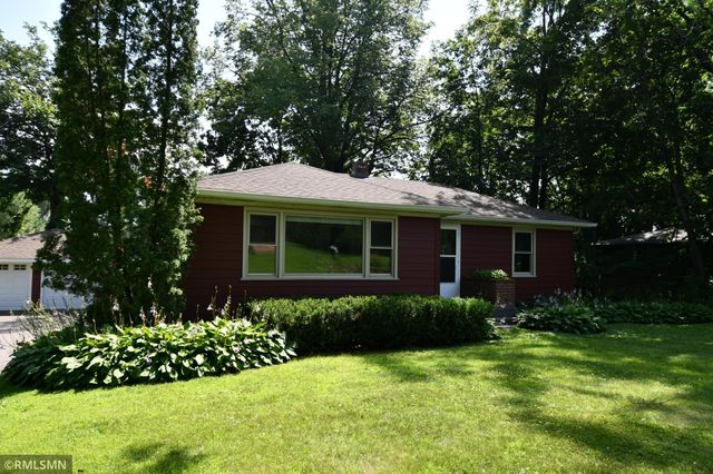 930 Laurel Avenue, Hudson, WI 54016