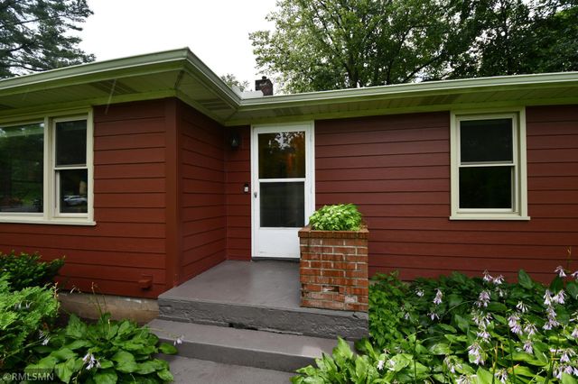 930 Laurel Avenue, Hudson, WI 54016