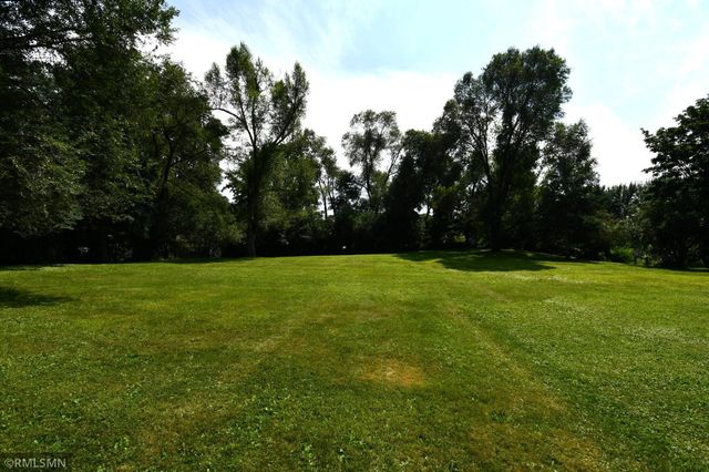 930 Laurel Avenue, Hudson, WI 54016