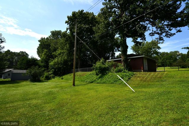 930 Laurel Avenue, Hudson, WI 54016