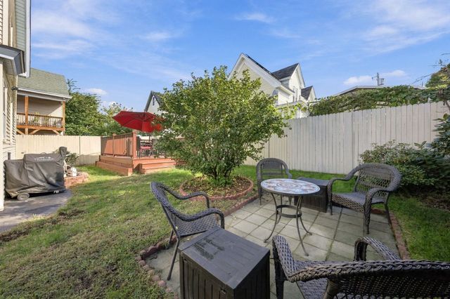 15 Otis St, Lowell, MA 01852