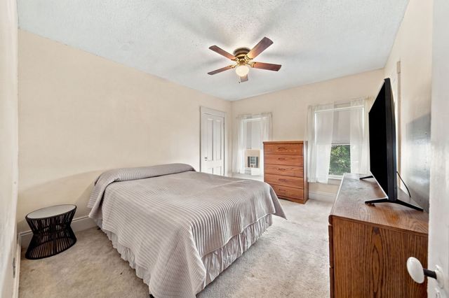 15 Otis St, Lowell, MA 01852
