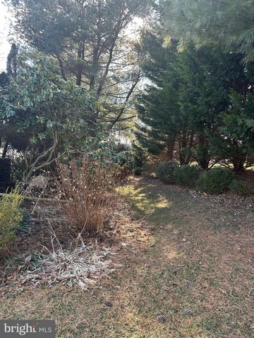 14 CAROL LN, Quarryville, PA 17566