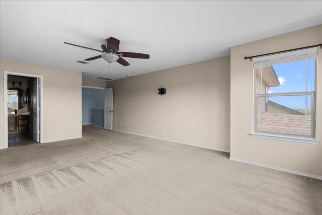 100 Matthews, Kyle, TX 78640