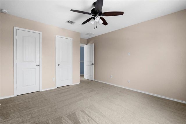 100 Matthews, Kyle, TX 78640