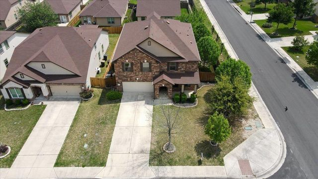 100 Matthews, Kyle, TX 78640
