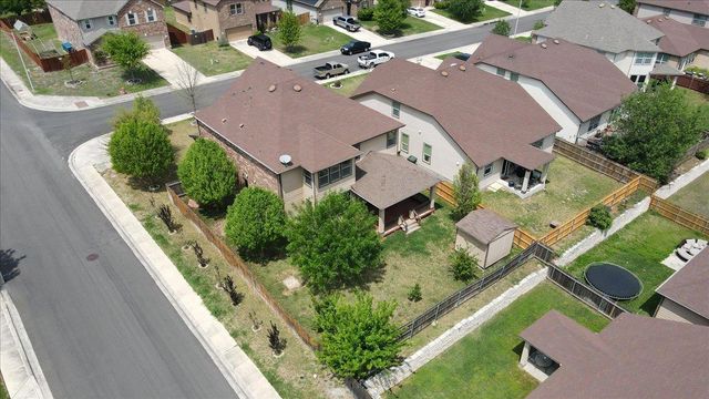 100 Matthews, Kyle, TX 78640