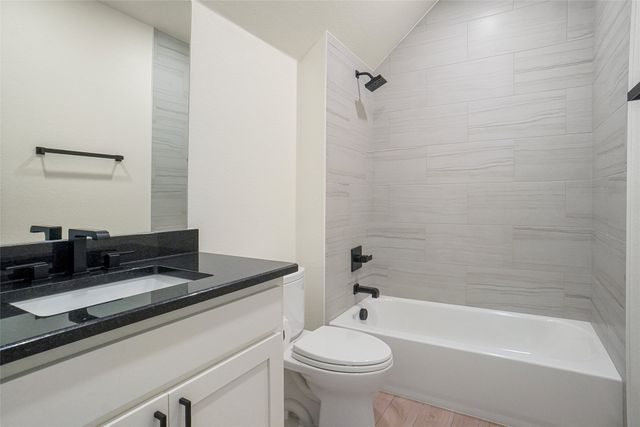 207 Stuart Street, Paradise, TX 76073