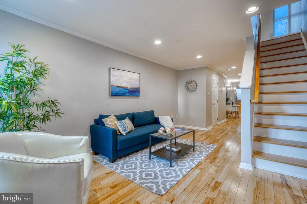 233 S HIGHLAND AVE, Baltimore, MD 21224