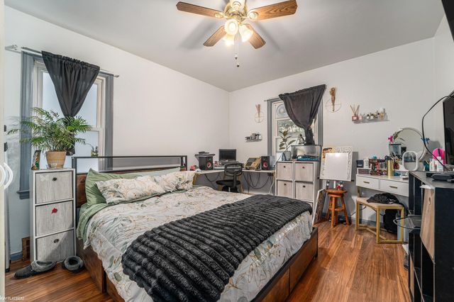 22076 Tuscany Avenue, Eastpointe, MI 48021