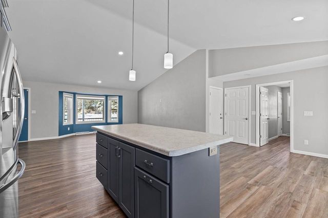 101 OMBRE ROSE DRIVE, Combined Locks, WI 54113