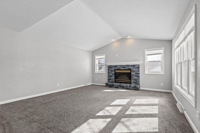 101 OMBRE ROSE DRIVE, Combined Locks, WI 54113