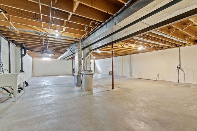 101 OMBRE ROSE DRIVE, Combined Locks, WI 54113