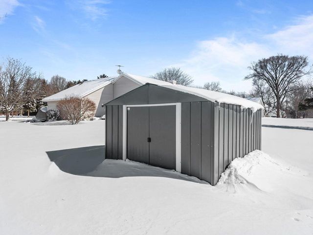 101 OMBRE ROSE DRIVE, Combined Locks, WI 54113