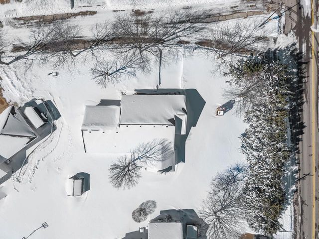 101 OMBRE ROSE DRIVE, Combined Locks, WI 54113