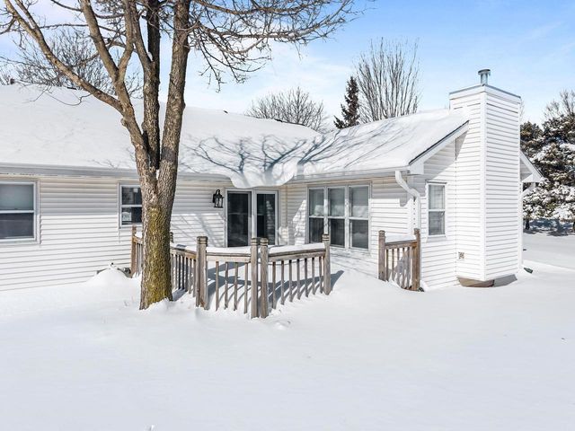 101 OMBRE ROSE DRIVE, Combined Locks, WI 54113