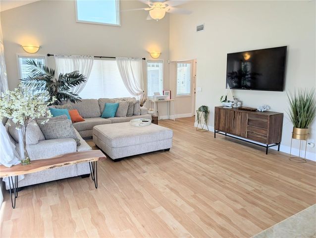 2934 GULF OF MEXICO DRIVE 2934, Longboat Key, FL 34228