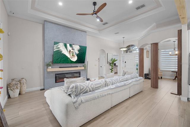 1057 ISLAND POINTE DRIVE, Winter Garden, FL 34787