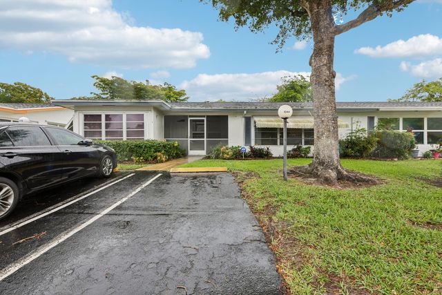 1044 NW 83rd Avenue B59, Plantation, FL 33322