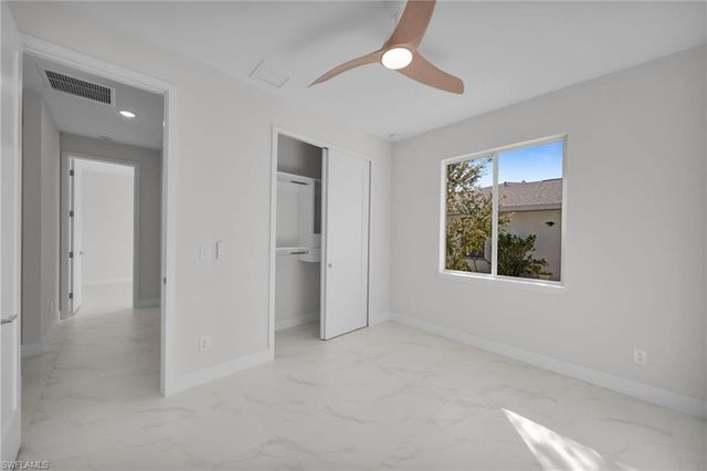 1430 SE 23rd ST, Cape Coral, FL 33990